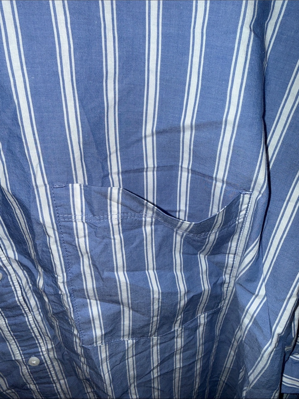 Old Navy Blue and White Striped Women's Button-Up Blouse - Picture 5 of 7